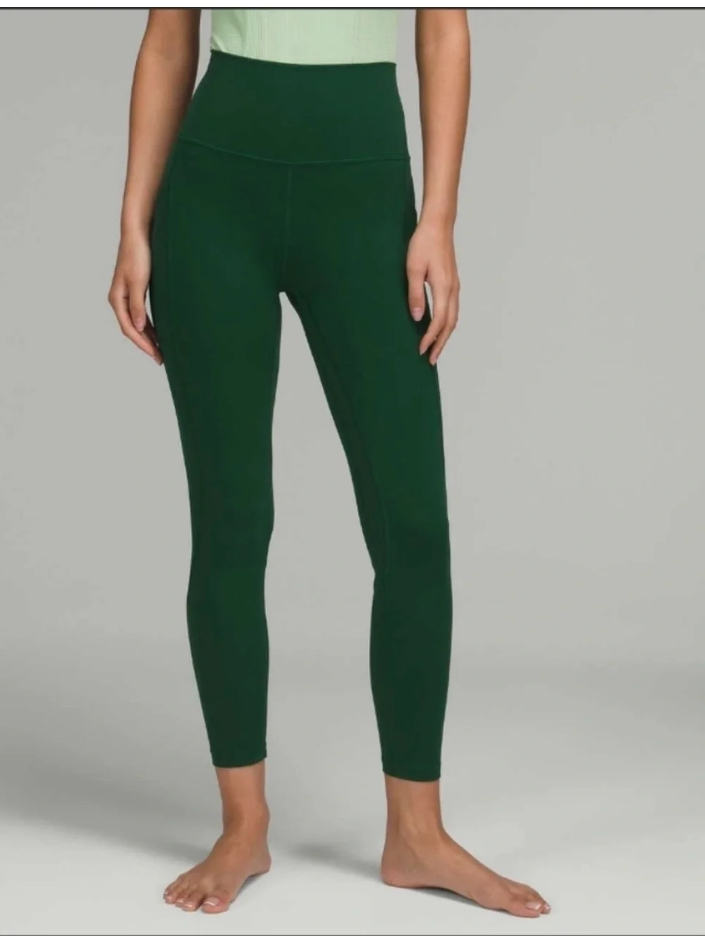 NWOT Lululemon Everglade Green Tights Leggings Size 4